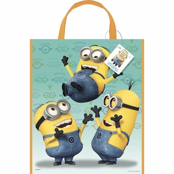Despicable Me Minions Birthday Party Bundle for 8 - Picture 6 of 7